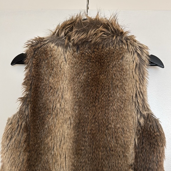 Express Faux Fur Vest in Brown - Picture 6 of 10